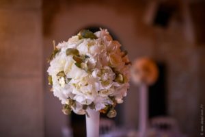 MonaLisa wedding planner tours 37 art hotel rochecorbon organisation mariage décoration table fleurs blanc et or